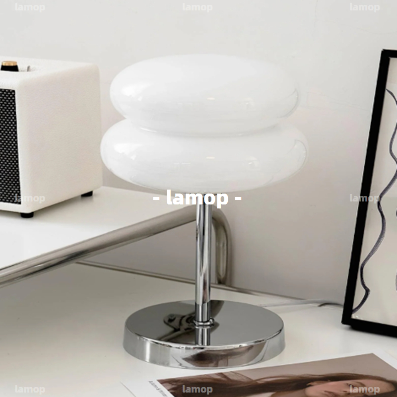 Lighting Decor Bedroom - مصباح طاولة باوهاوس كريم-جلوب بتصميم منتصف
