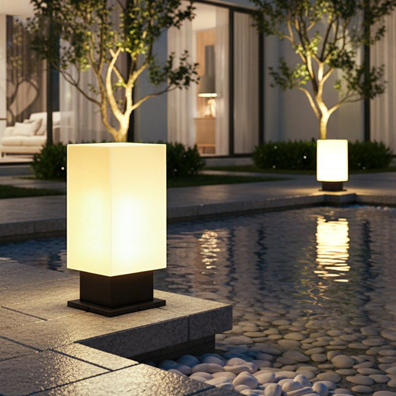 مصباح أرضي مضيء للساحات يعمل ب - مراجعة Garden Lighting Decor وسعره