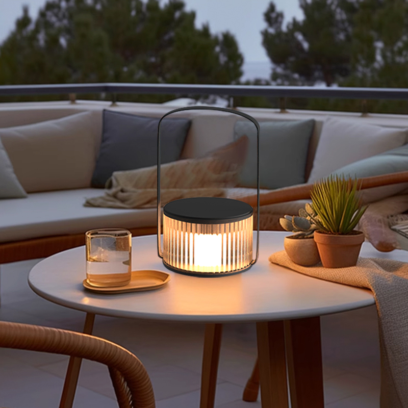 شحن خارجي محمول ضوء محيط يعمل  - مراجعة Garden Lighting Decor وسعره